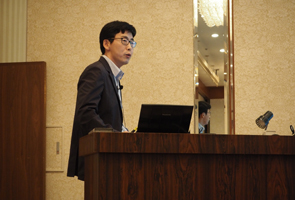 Invited talk by Dr. Gwan-Hyeob Koh (Principal Engineer, Samsung Electronics) 