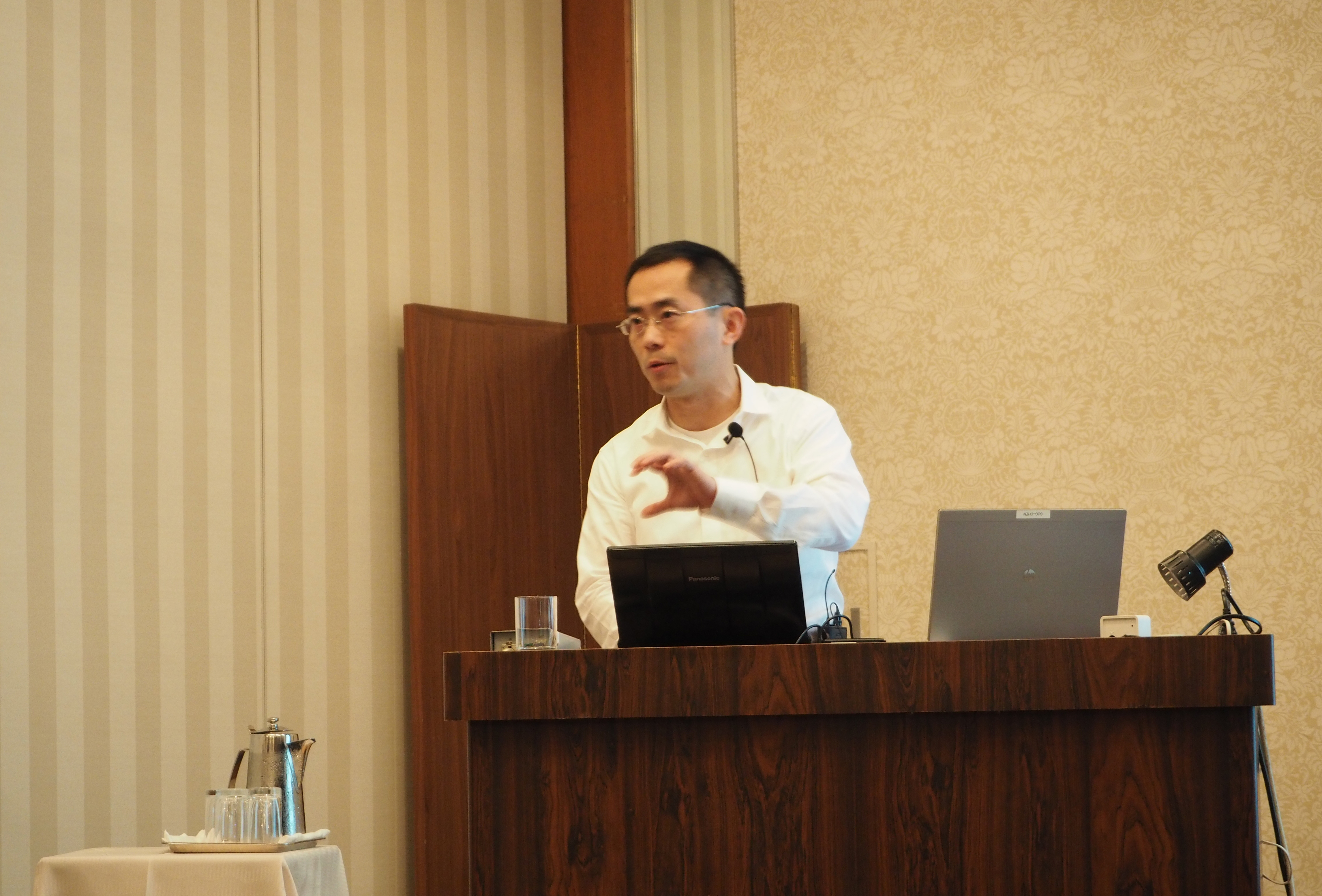 Invited talk  by Dr. An Chen (Senior  Member of Technical Staff, GLOBALFOUNDRIES)
