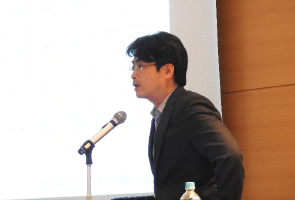 Invited talk by Principal Engineer Yoonjong Song (Samsung)